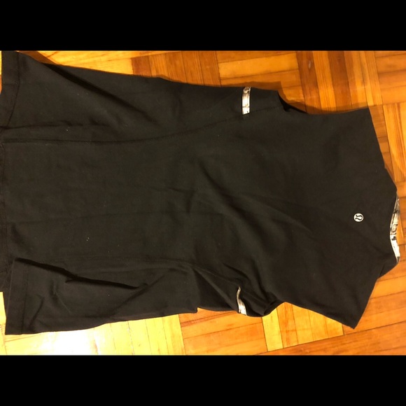 Lulu🍋mon top - Picture 2 of 2